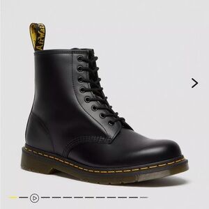 Dr. Martens 1460 Lace-up Leather Boots Unisex New
